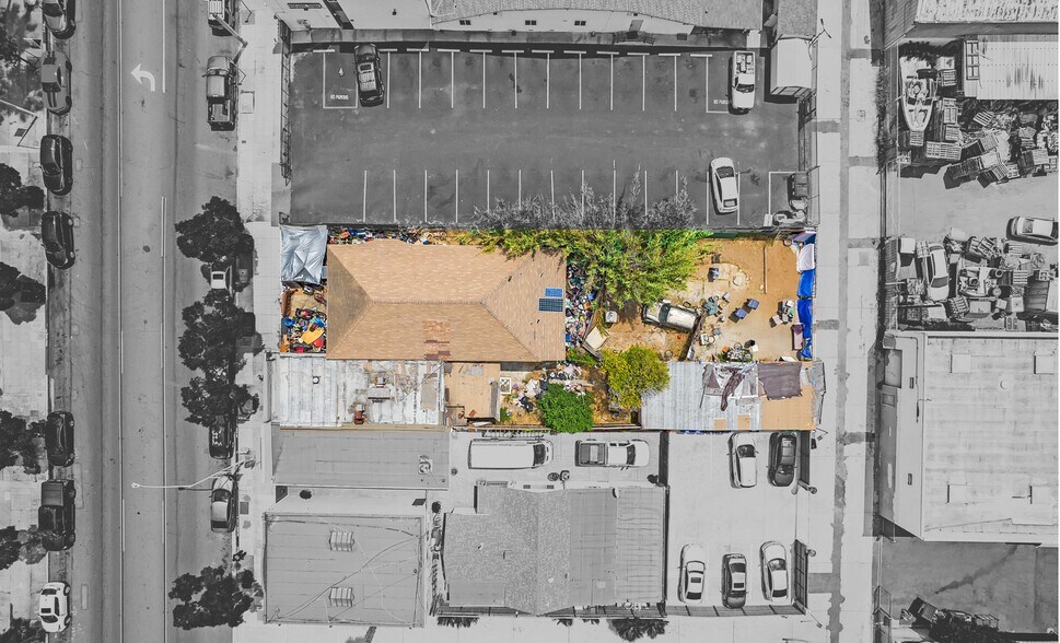 2557-2559 Imperial Ave, San Diego, CA for sale - Building Photo - Image 2 of 5