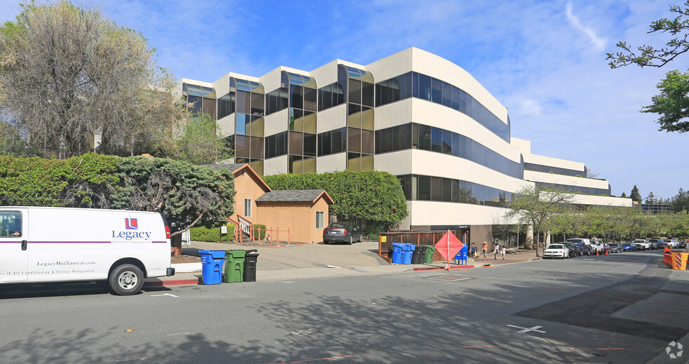 1600 Riviera Ave, Walnut Creek, CA for lease - Building Photo - Image 2 of 4