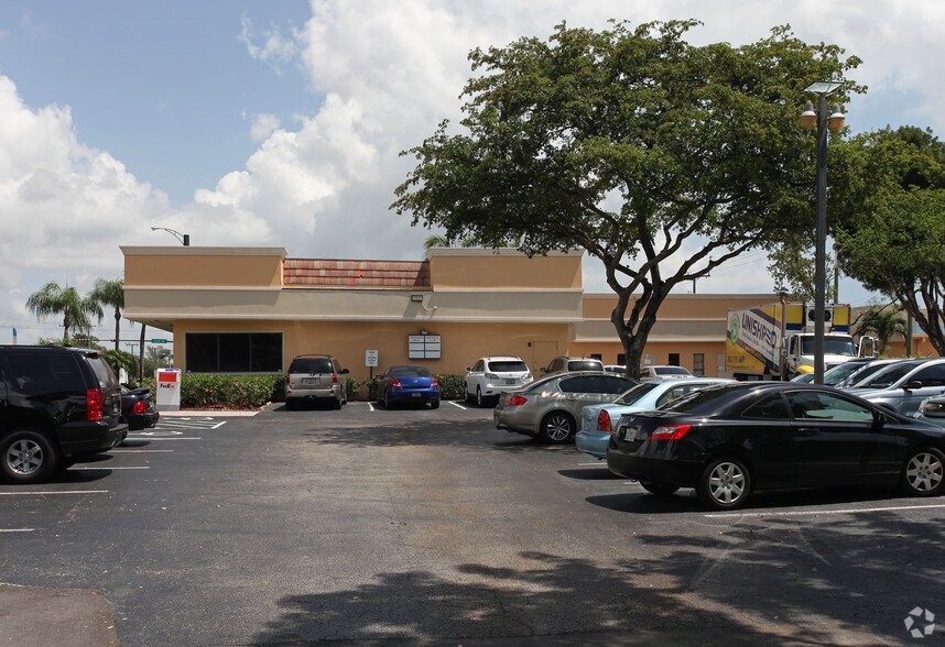 190 Glades Rd, Boca Raton, FL 33432 Office for Lease