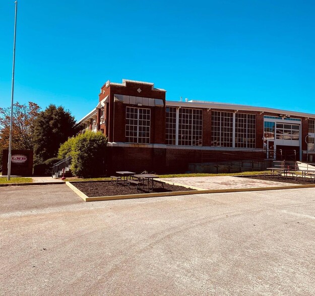 2100 Chicopee Mill Rd, Gainesville, GA for lease - Building Photo - Image 1 of 10