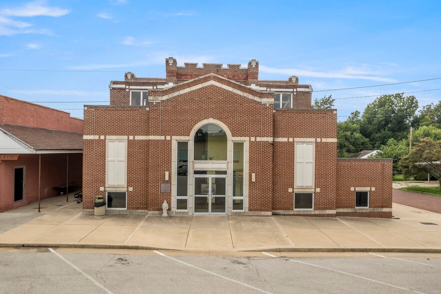 115-117 W Grand Ave, Tonkawa, OK for sale - Building Photo - Image 3 of 50
