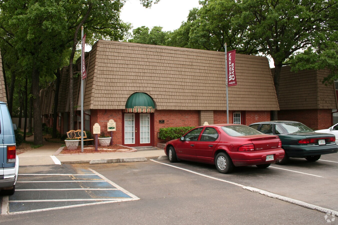 7408 NW 23rd St, Bethany, OK 73008