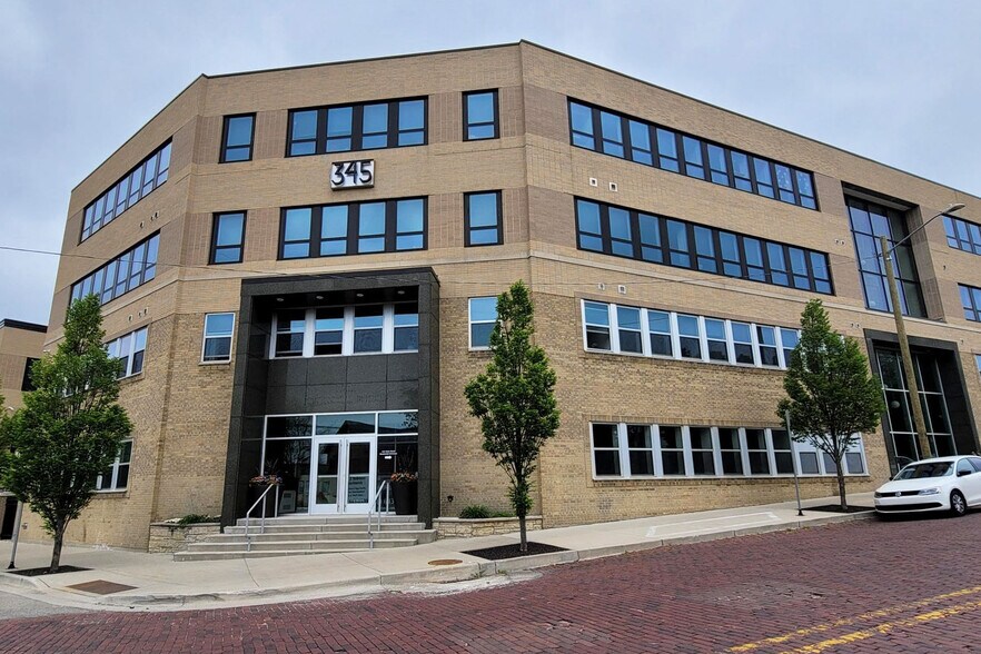 345 State St SE, Grand Rapids, MI for lease - Primary Photo - Image 1 of 1