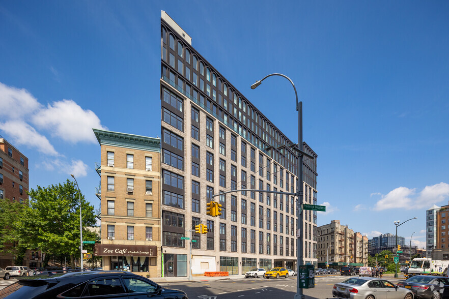 300 W 122nd St, New York, NY for sale - Building Photo - Image 3 of 3