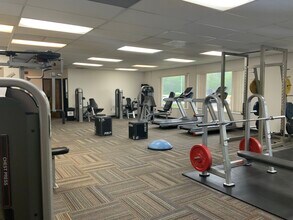 3570 Executive Dr, Uniontown, OH for lease Building Photo- Image 1 of 7