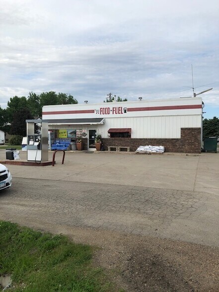 855 State Highway 22, Minnesota Lake, MN for sale - Primary Photo - Image 1 of 1
