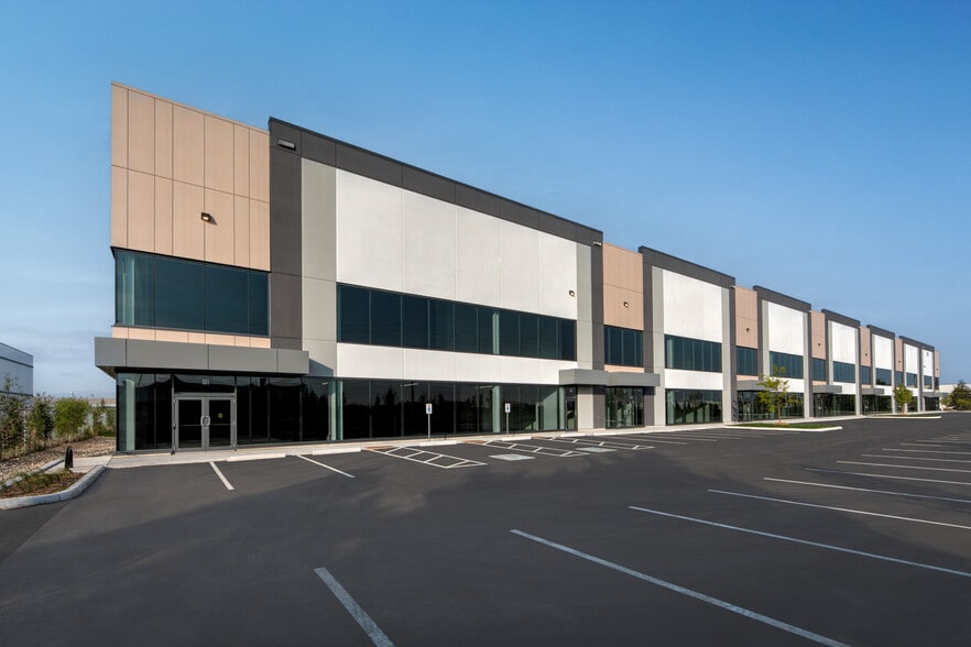 399 Healey Rd, Caledon, ON for sale - Building Photo - Image 2 of 2