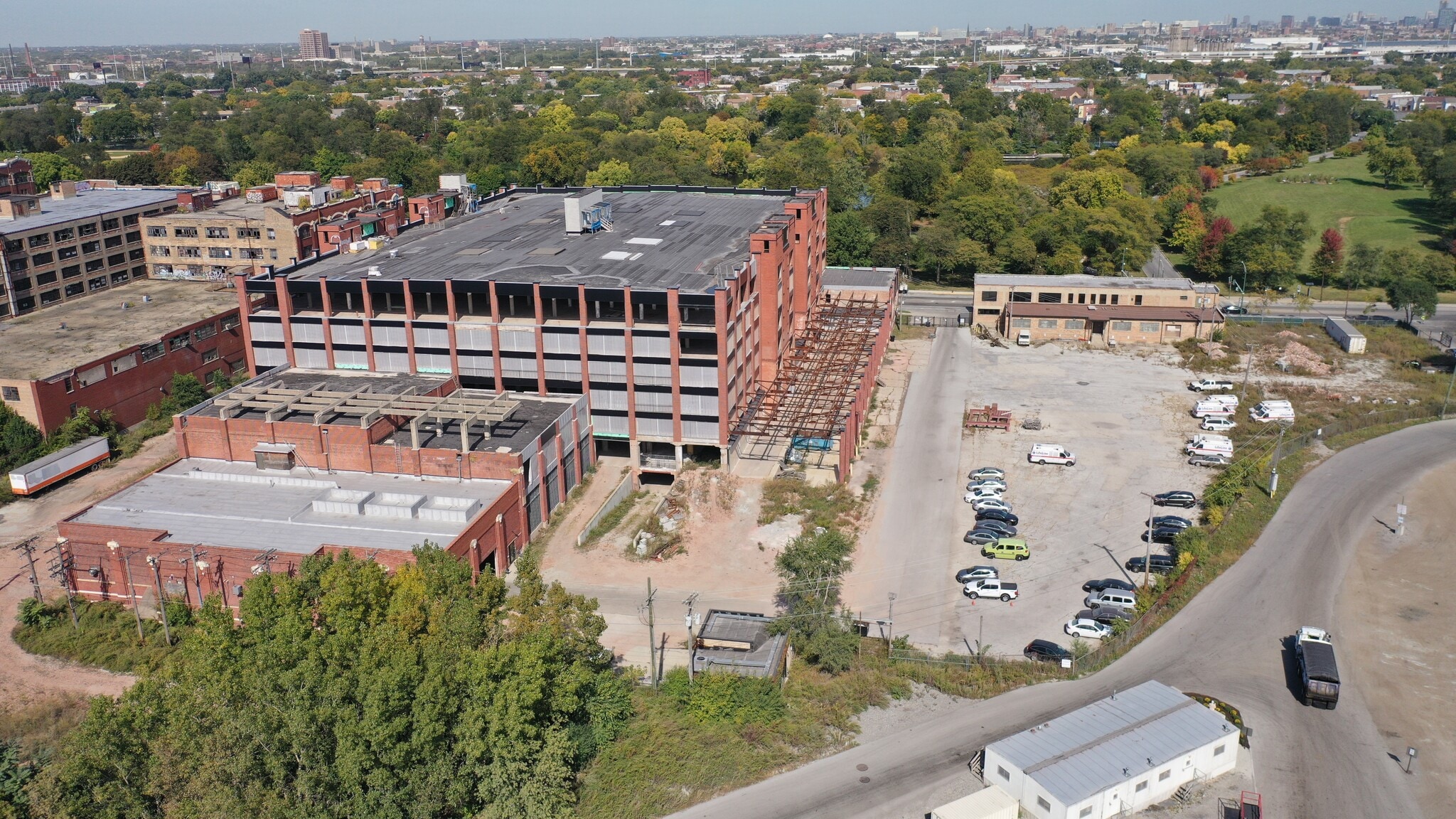 2101 W Pershing Rd, Chicago, IL for lease Building Photo- Image 1 of 4