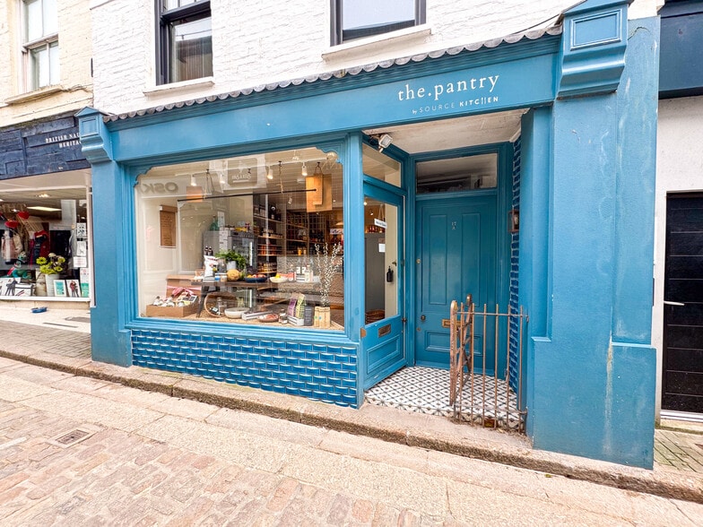 17 Fore St, St Ives for lease - Building Photo - Image 1 of 2