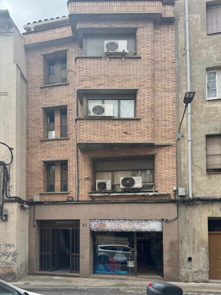 31 Carrer Cós, Manresa, Barcelona for sale - Primary Photo - Image 1 of 1