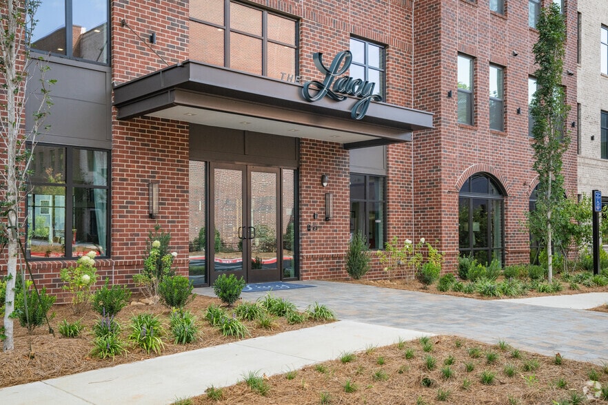 2652 S Main St, Kennesaw, GA for lease - Building Photo - Image 3 of 68