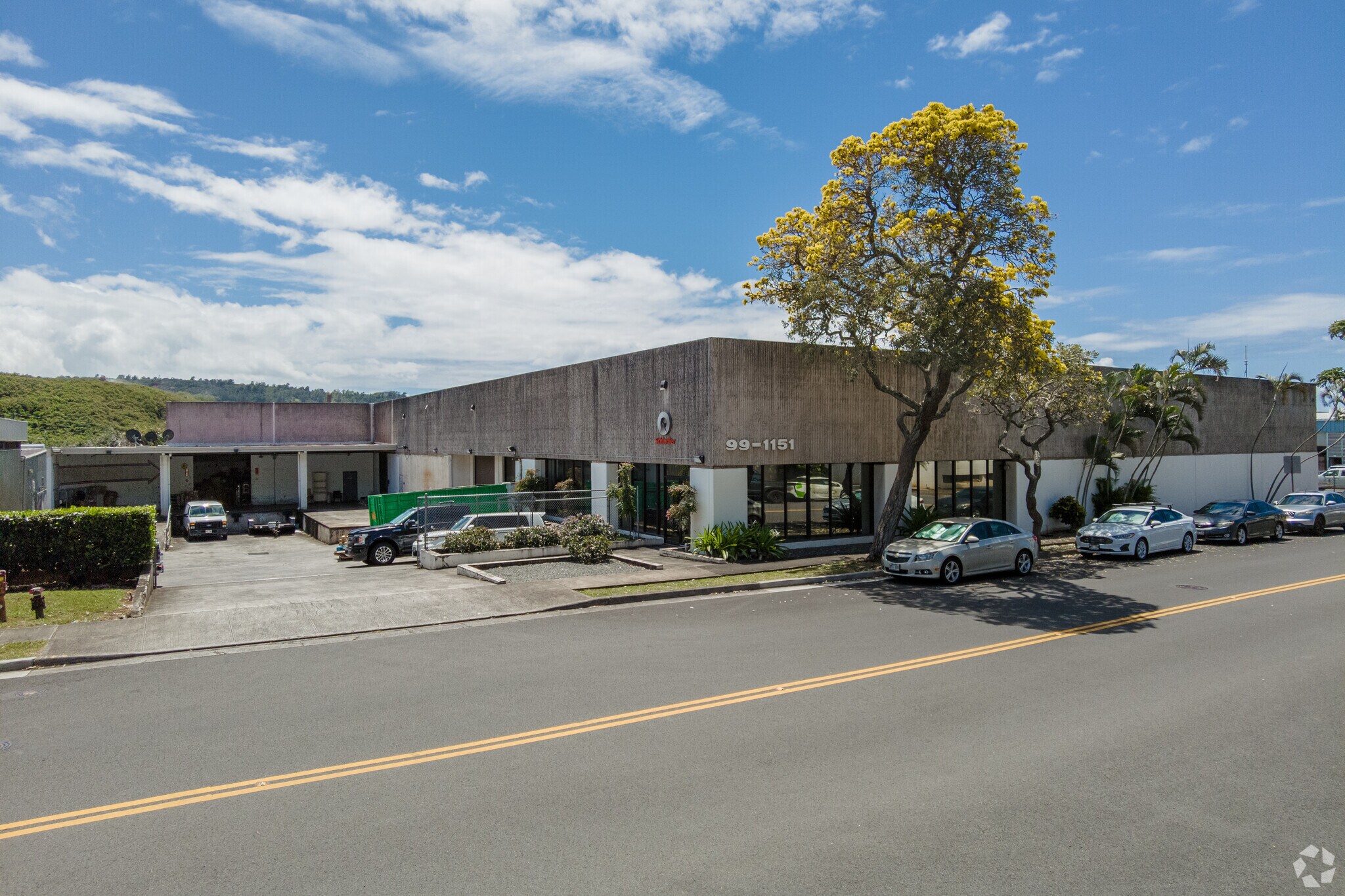 99-1151 Iwaena St, Aiea, HI for sale Primary Photo- Image 1 of 1