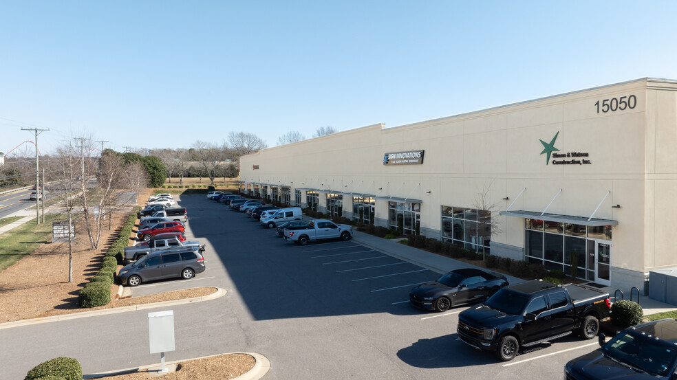 15050 Choate Cir, Charlotte, NC for lease - Building Photo - Image 1 of 28