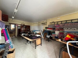 More details for Calle de las Casas de Cotallo, 1-1, Cáceres - Retail for Lease