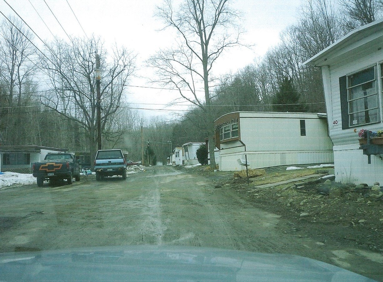 21 Johnson Hollow Rd, Millport, NY 14864