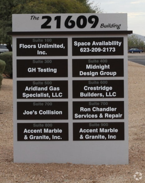21609 N 12th Ave, Phoenix, AZ for lease - Building Photo - Image 3 of 8