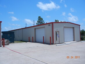 1775C Dickinson Ave, Dickinson, TX for lease Building Photo- Image 1 of 15