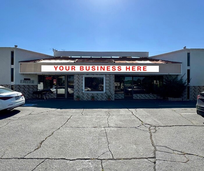 733 N Mountain Ave, Upland, CA for lease - Building Photo - Image 3 of 44