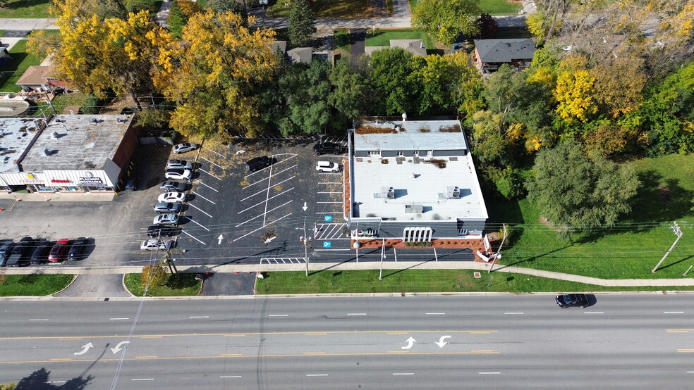 10140 S Roberts Rd, Palos Hills, IL for lease - Building Photo - Image 3 of 15