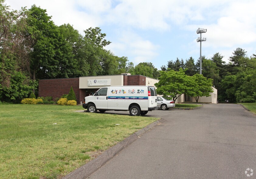 190 Burnham St, South Windsor, CT 06074