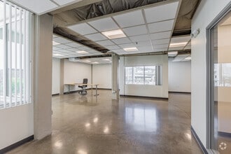80 SE Madison St, Portland, OR for lease Interior Photo- Image 1 of 4