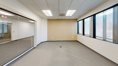 10680 Treena St, San Diego, CA for lease Interior Photo- Image 2 of 5