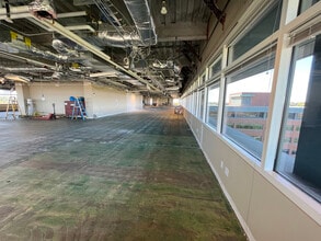 14010 FNB Pky, Omaha, NE for lease Interior Photo- Image 2 of 6