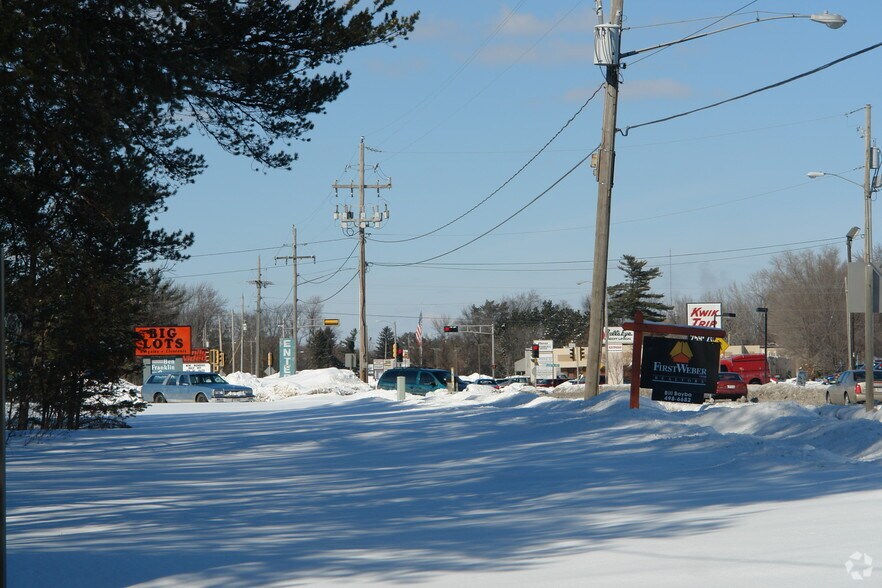 1961 Post Rd, Plover, WI for sale - Primary Photo - Image 1 of 1