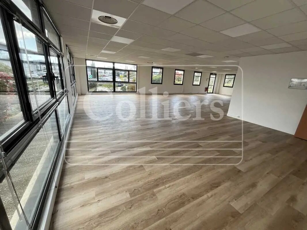 860 Rue René Descartes, Aix-en-Provence for lease Building Photo- Image 1 of 12