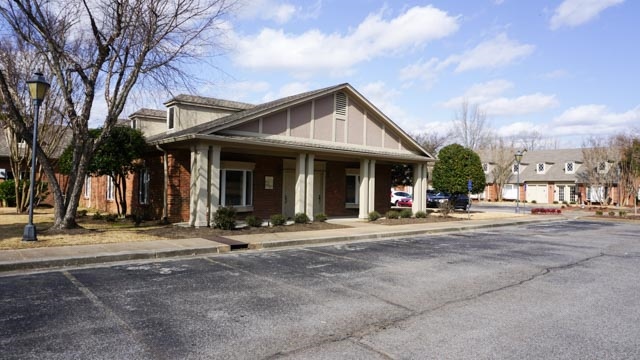 8570 Cordes Cir, Germantown, TN for lease - Building Photo - Image 2 of 8