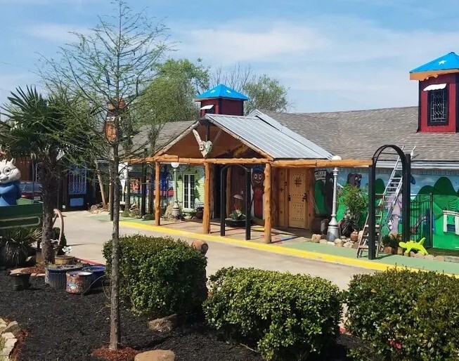 2331 Webb Lynn Rd, Arlington, TX for sale - Building Photo - Image 1 of 1