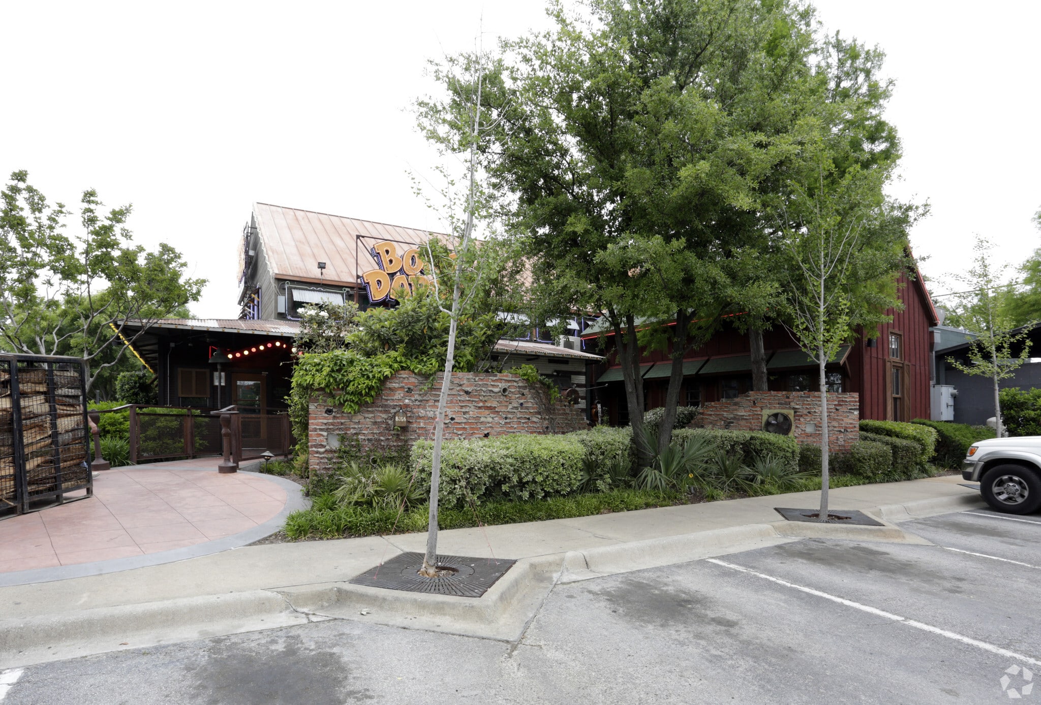 8856 W Spring Valley Rd, Dallas, TX for sale Primary Photo- Image 1 of 5