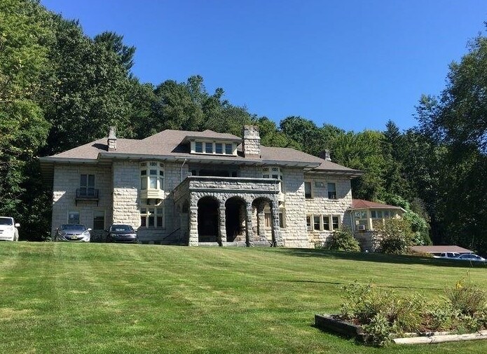 4849 US 322, Franklin, PA 16323