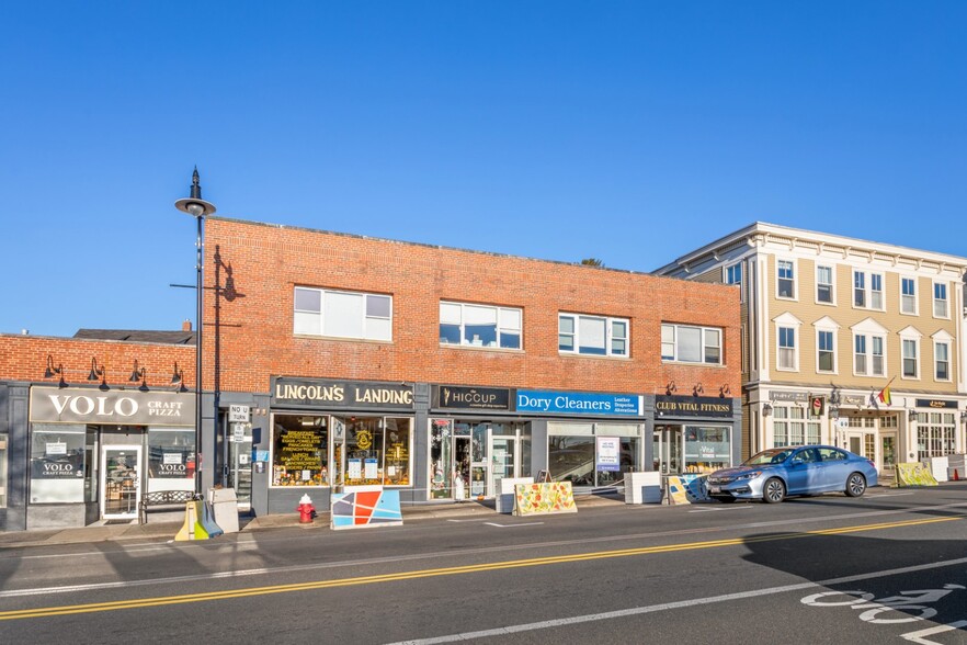 156-160 Humphrey St, Swampscott, MA for lease - Building Photo - Image 1 of 4