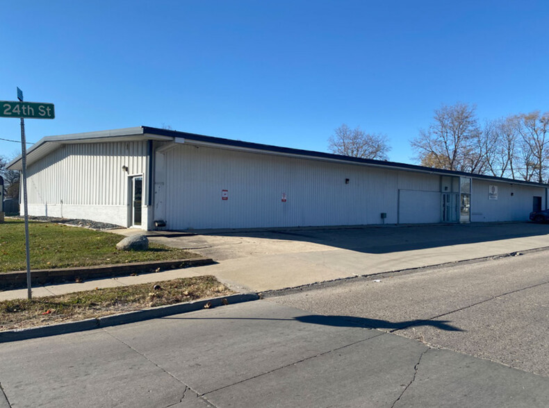 2350 Hubbell Ave, Des Moines, IA 50317 | LoopNet