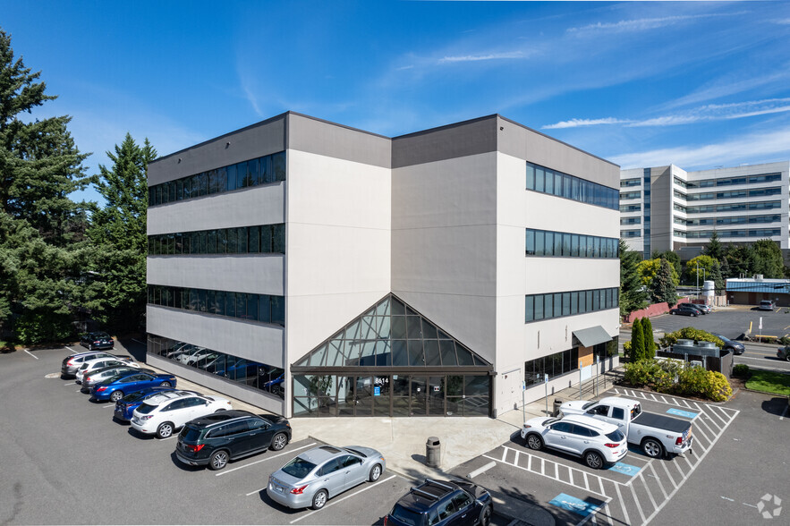 8614 NE Mill Plain Blvd, Vancouver, WA for lease - Building Photo - Image 1 of 7