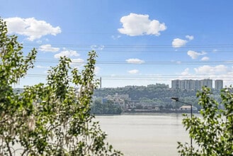 9 Avenue Des Saules, OULLINS-PIERRE-BÉNITE, RHO - AERIAL  map view