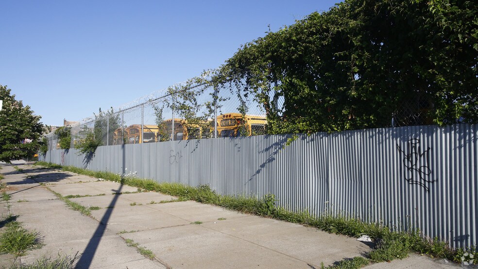 1143 Shepherd Ave, Brooklyn, NY for lease - Building Photo - Image 3 of 4