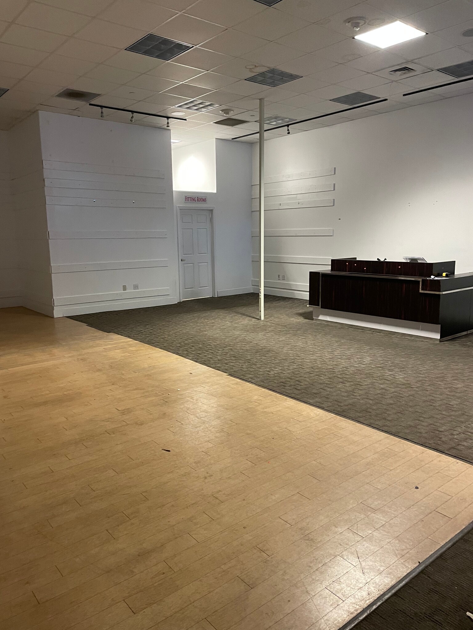 364 Maine Mall Rd, South Portland, ME for lease Interior Photo- Image 1 of 3