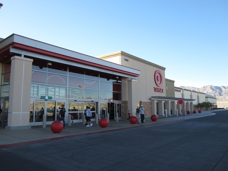 640 Deer Springs Way, North Las Vegas, NV for sale - Building Photo - Image 1 of 1