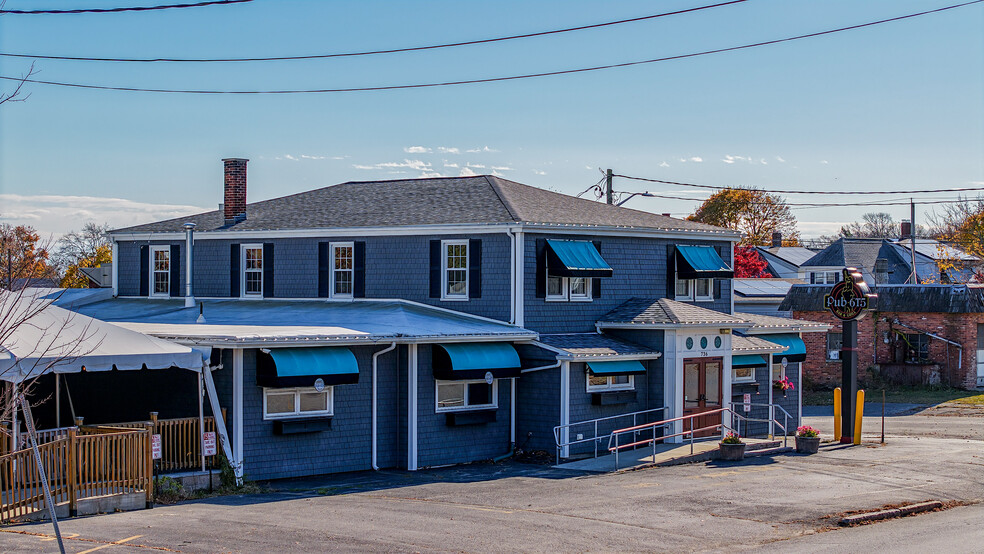 736 Ashley Blvd, New Bedford, MA for sale - Building Photo - Image 2 of 23