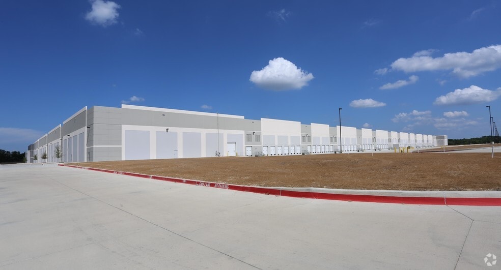 3800 Cedardale Rd, Dallas, TX for sale - Primary Photo - Image 1 of 1