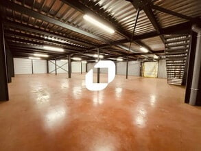 Flex in Lozanne for sale Interior Photo- Image 2 of 22