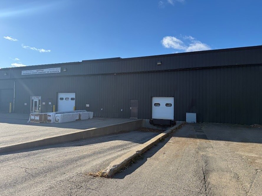 36 Anthony Ave, Augusta, ME for lease Interior Photo- Image 1 of 3