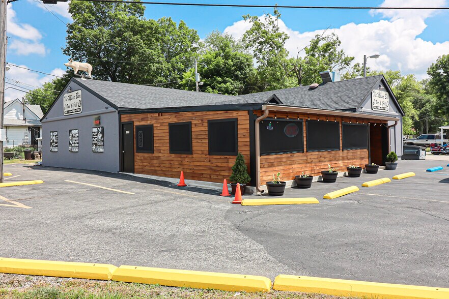 203 N Meridian St, Ingalls, IN 46048