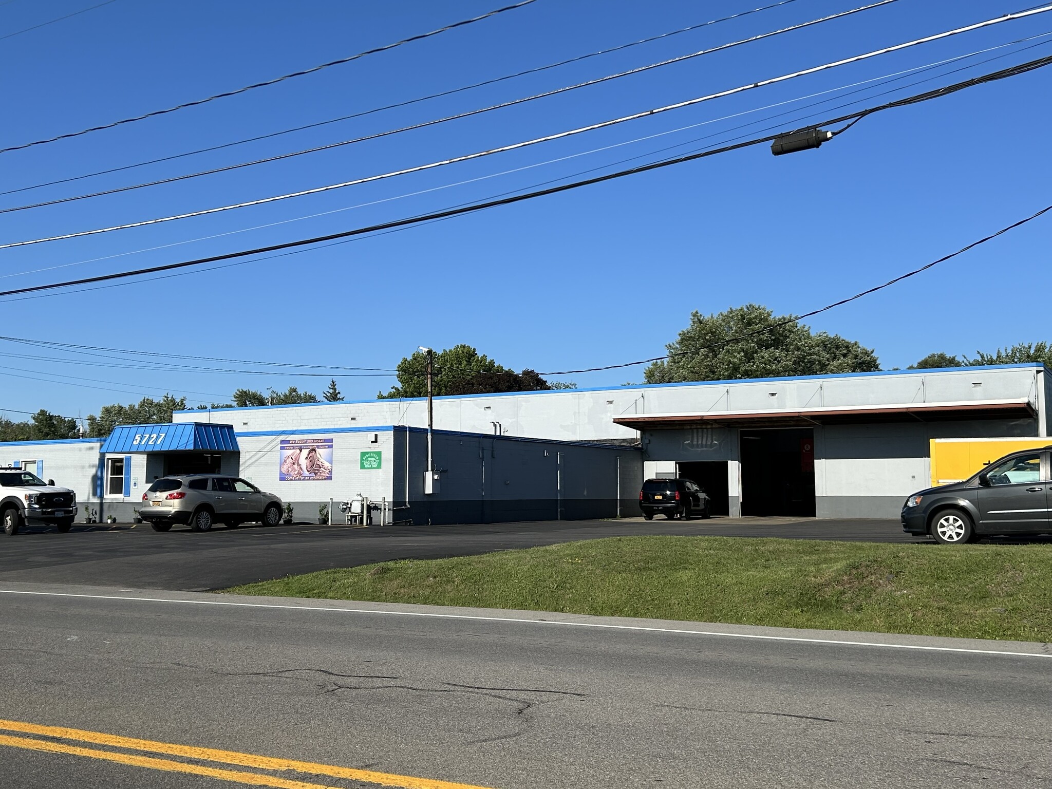 5727 S Park Ave, Hamburg, NY for sale Building Photo- Image 1 of 25