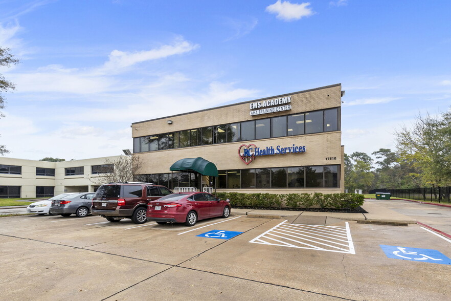 17510 Red Oak Dr, Houston, TX for lease - Building Photo - Image 1 of 38