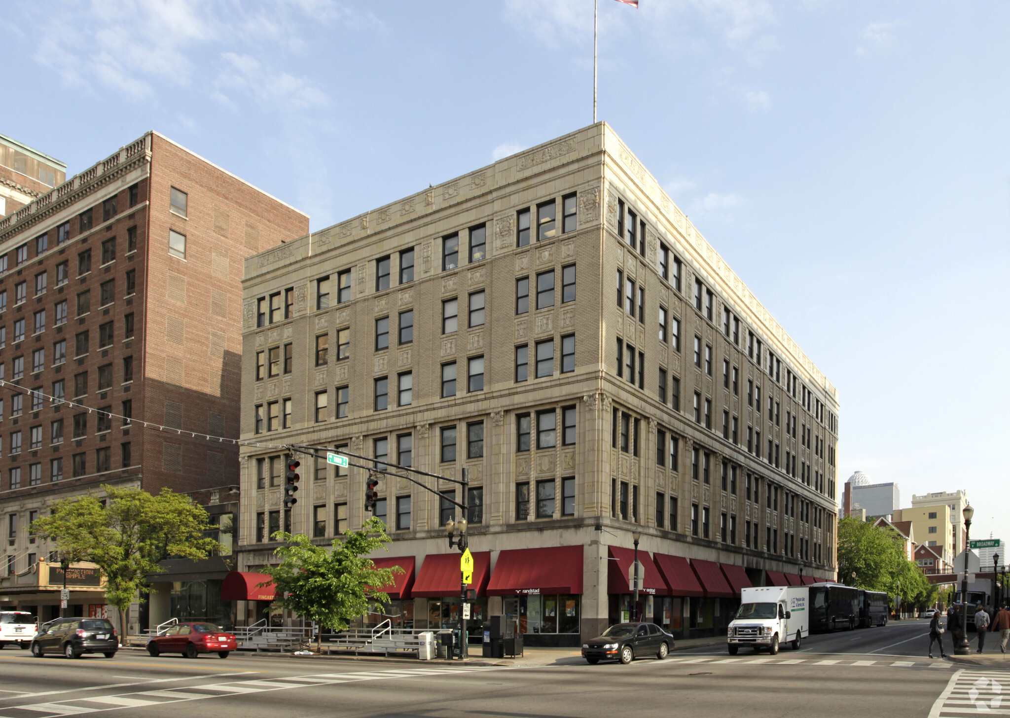 305 W Broadway, Louisville, KY for sale Primary Photo- Image 1 of 1