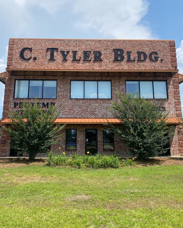 1150 Expressway Dr, Pineville, LA 71360 C. Tyler Buidling