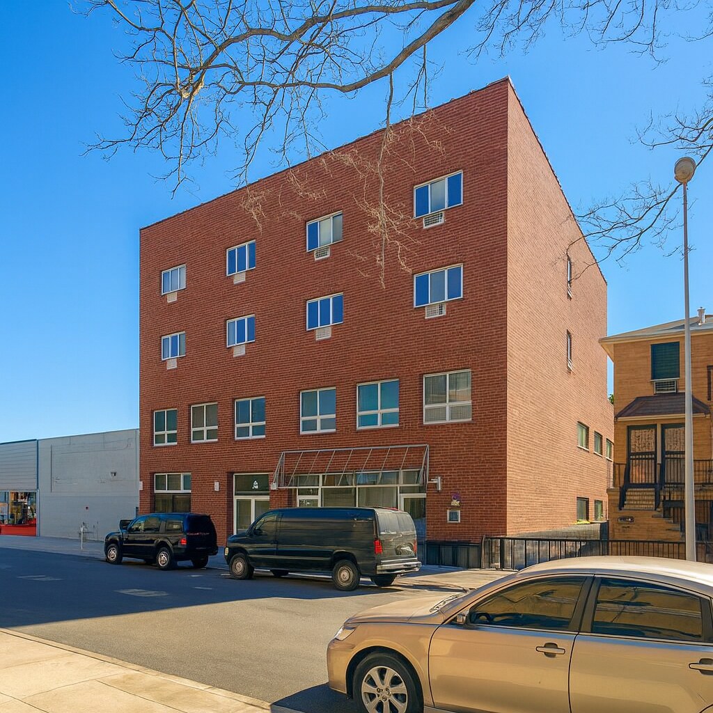 15 Bay 29th St, Brooklyn, NY for lease Building Photo- Image 1 of 4